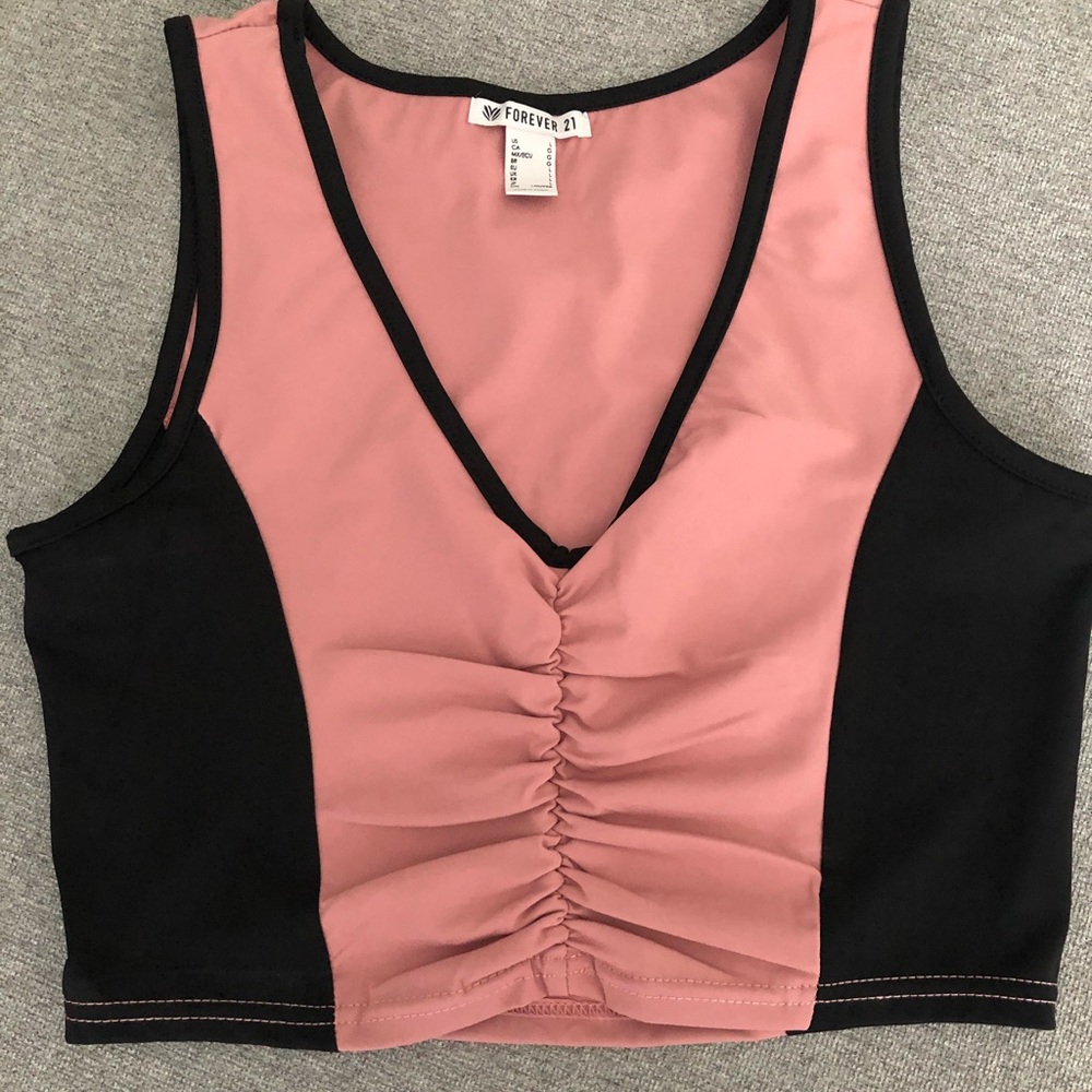 Colorblock Crop Top - Picture 4 of 6